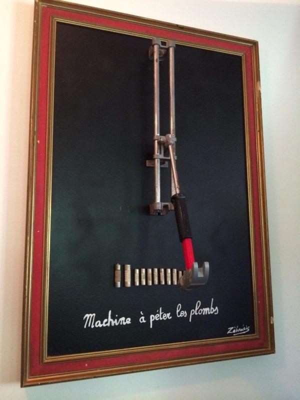 « Machine à péter les plombs » – objet N*208 du Petit Musée Rigolo  (réouverture le 24 juin)