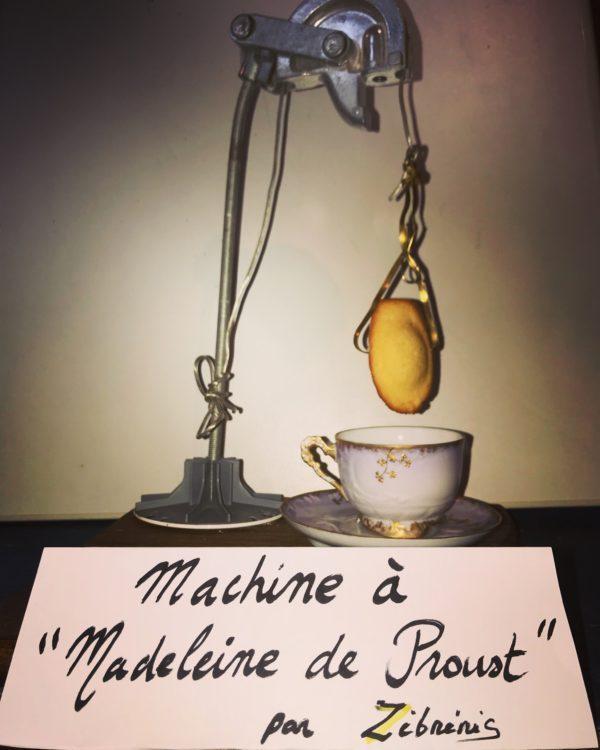 « Machine à madeleine de Proust » objet rigolo du dimanche N*235 #petitmuséerigolo #proust #madeleinedeproust #poesie #souvenir #souvenirsdenfance #petitmuséerigolo de #zèbréric #bourgesberrytourisme #berryprovince #kisskissbankbank #berry #bourges #sancerre #laborne #henrichemont #berryrepublicain #leberry