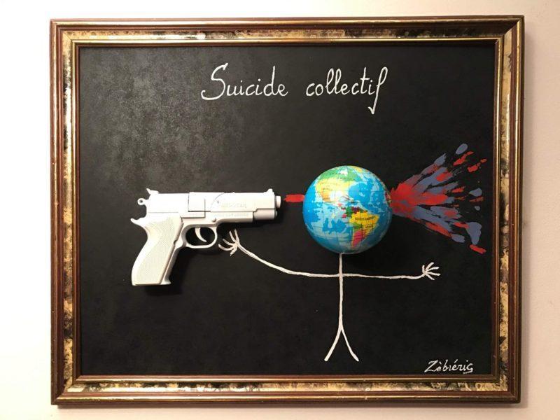 « Suicide collectif » objet N*256