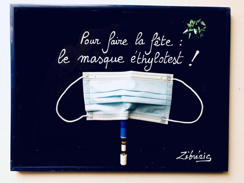 « Un nouvel article pour la fête » objet rigolo du dimanche N*375 du #petitmuséerigolo de #zèbréric #masque #ethylotest #fiestas #COVID19 #Fiesta2022 BONNE ANNÉE À TOUS – Zèbréric #2022newyear #2022