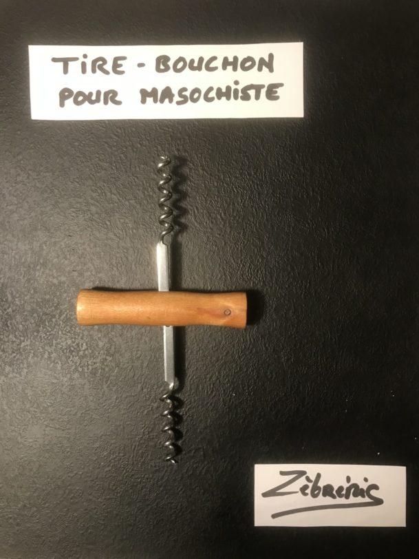 « Tu ouvres la bouteille ? » objet rigolo N*389/462 du #petitmuséerigolo de #zèbréric #amitie #apero #convivialite